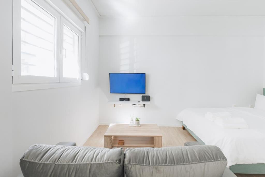 Modern Ground Floor Getaway * Athen